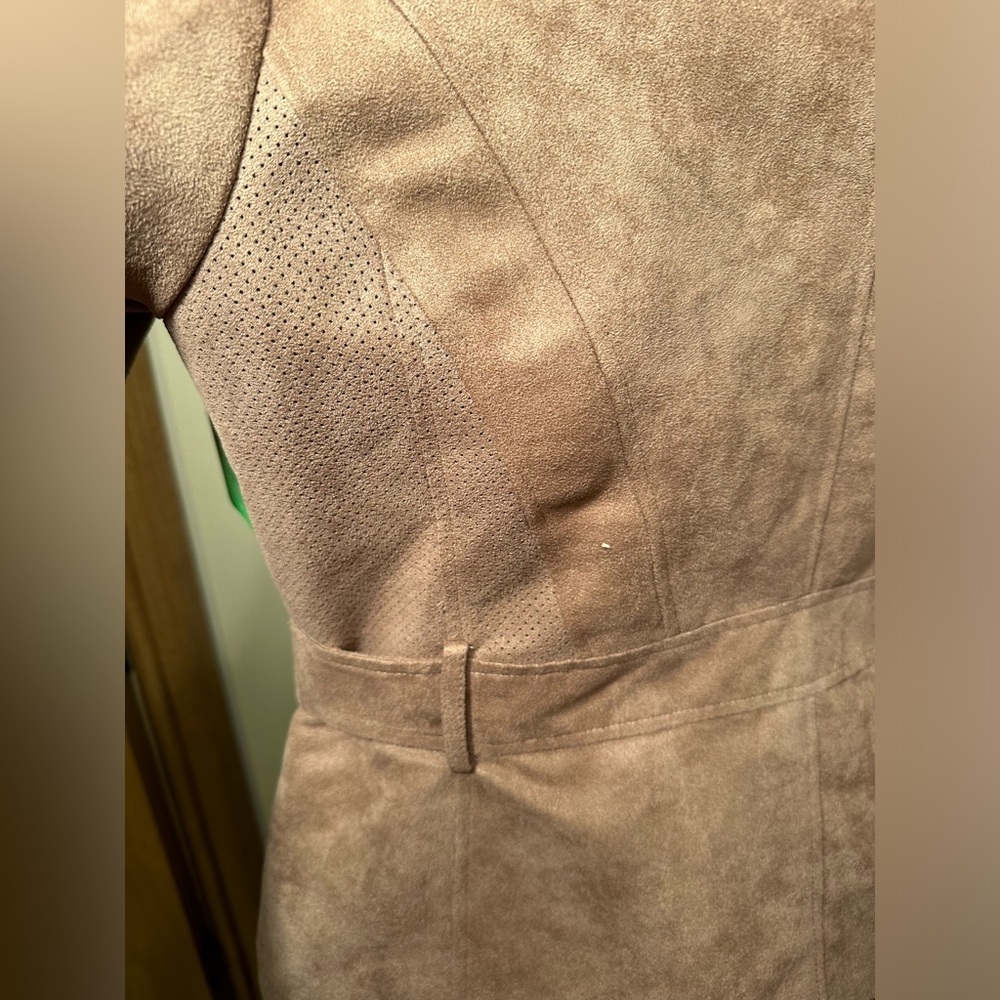 Chico's Belted Faux Suede Jacket Size 2 Large - Picture 8 of 12